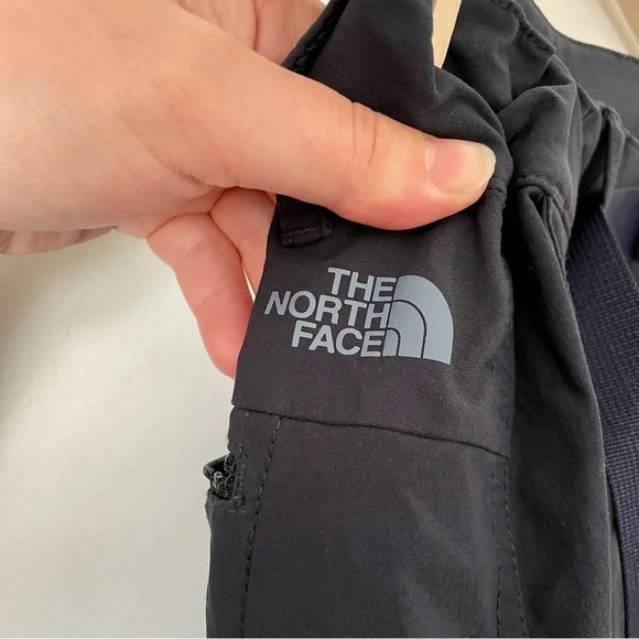 The  North Face Paramount Active Mid Rise Pants Grey - Picture 4 of 10